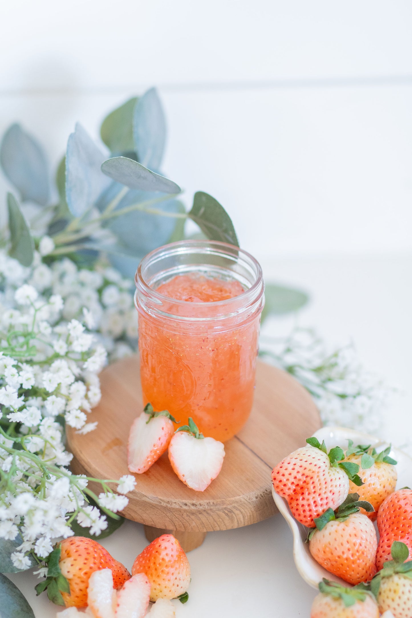 Pineberry Jam: The Reverse Strawberry